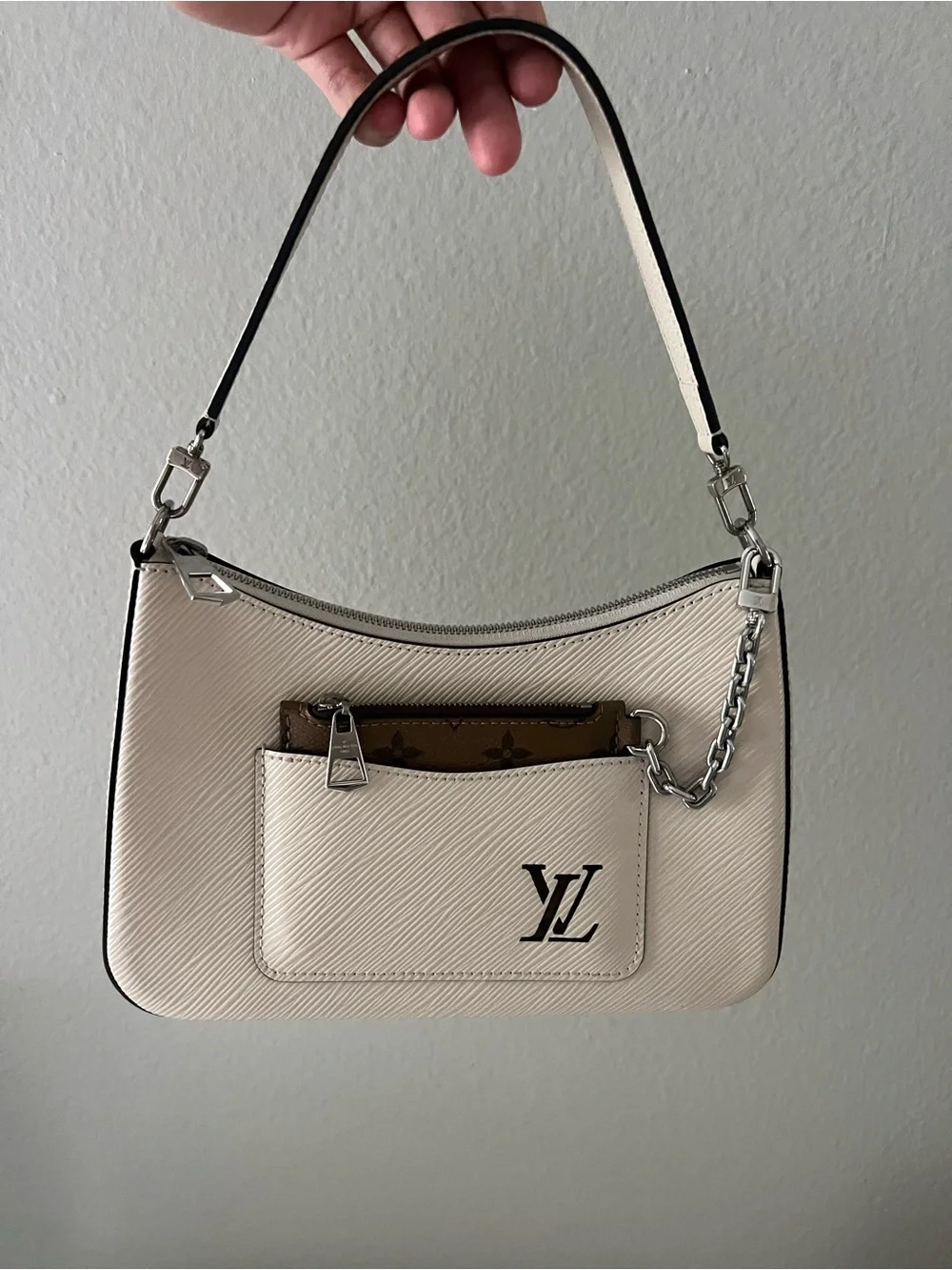 Louis Vuitton Cream Epi Leather Shoulder Pochette with Silver Chain